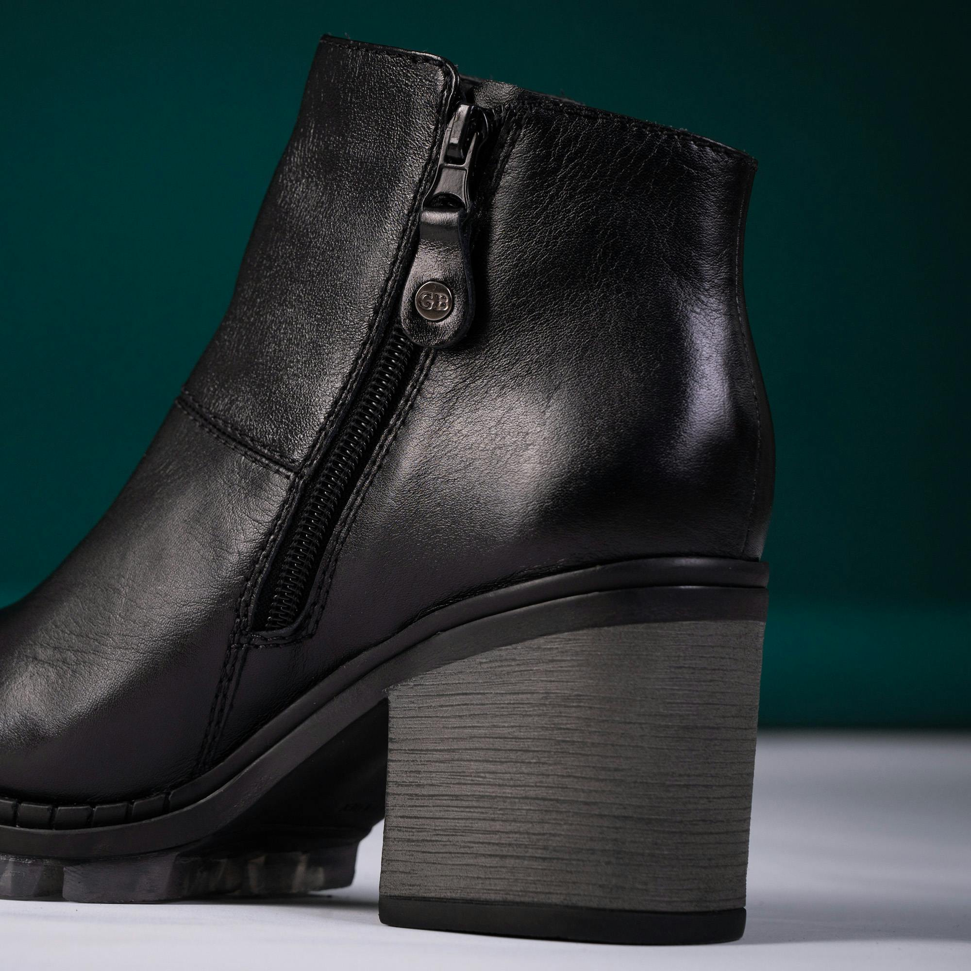 Illustration evoking consensual adult kinky shoe/boot play